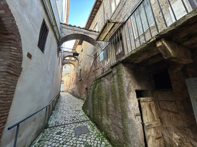 Appartamento in vendita a Vasanello