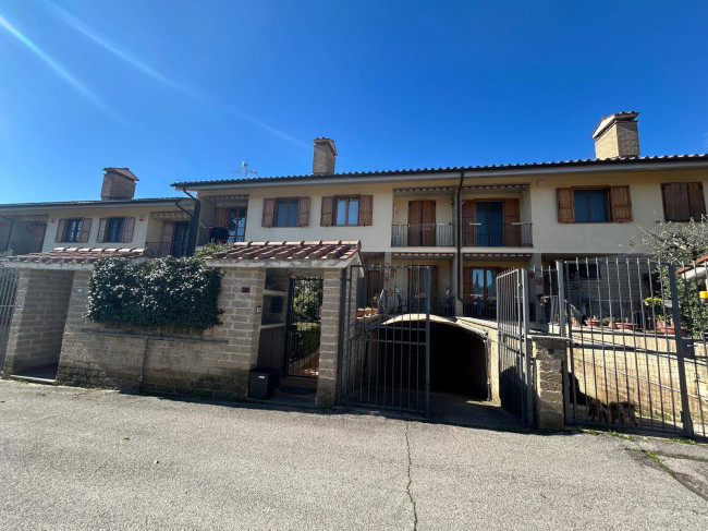 Villette a schiera in vendita a Orte