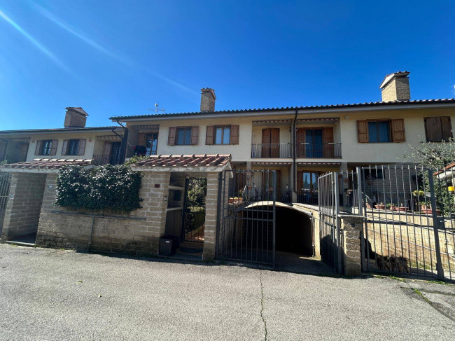 Villette a schiera in vendita a Orte