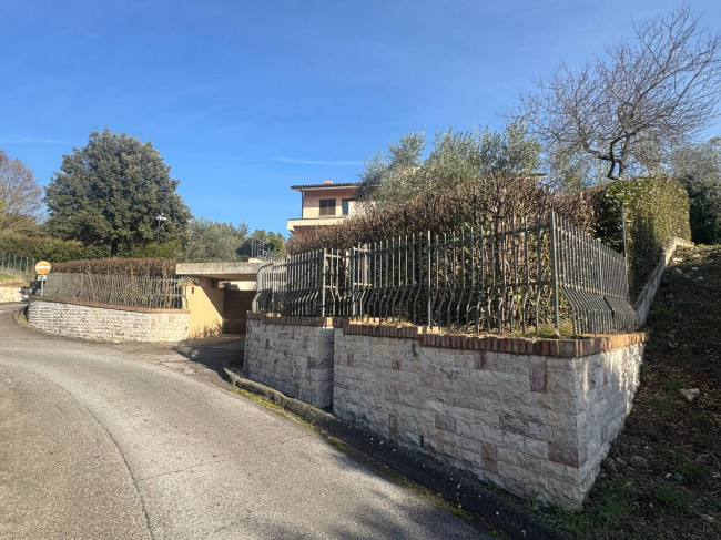 Villa in vendita a Narni