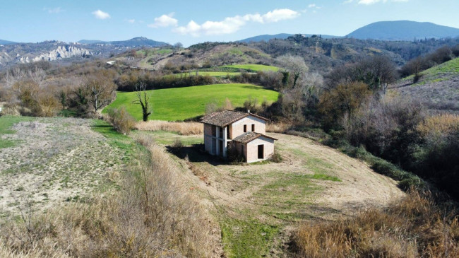 Rustico in vendita a Guardea