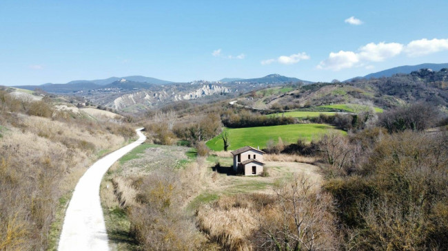 Rustico in vendita a Guardea