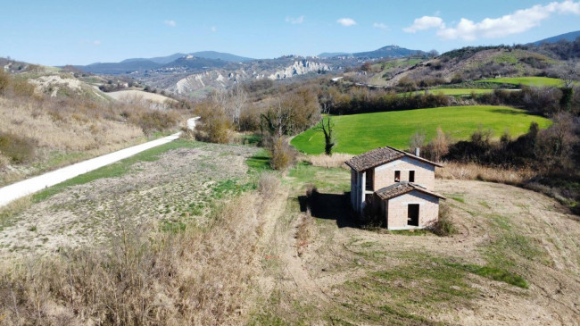 Rustico in vendita a Guardea