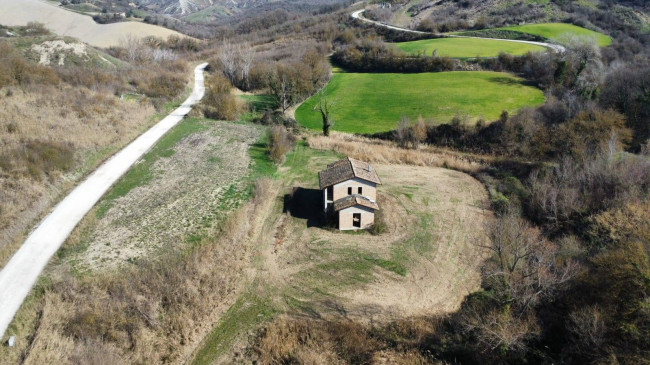 Rustico in vendita a Guardea