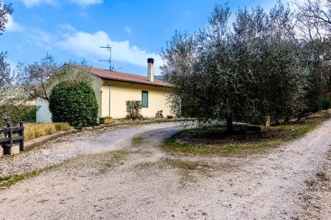 Casa singola in vendita a Narni