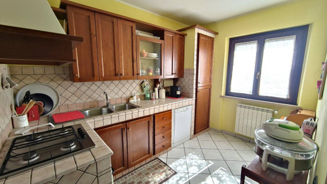 Villetta  trifamiliare in vendita a Montecastrilli