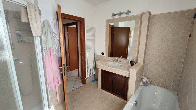 Villetta  trifamiliare in vendita a Montecastrilli