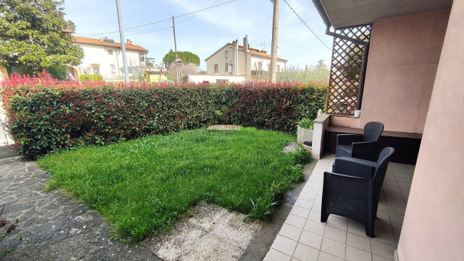 Villetta  trifamiliare in vendita a Montecastrilli