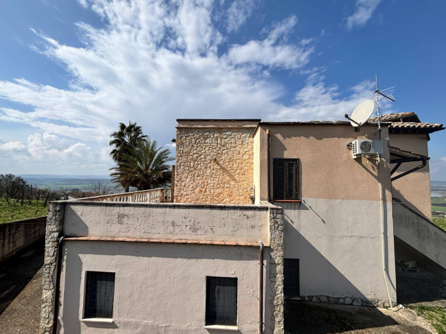 Villa in vendita a Alviano