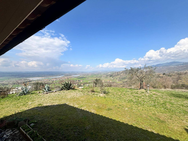 Villa in vendita a Alviano