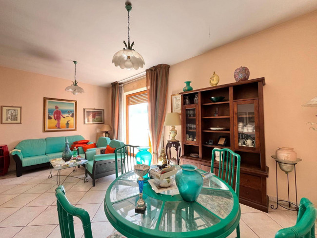 Appartamento in vendita a Vasanello