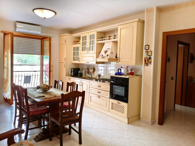 Appartamento in vendita a Soriano nel Cimino