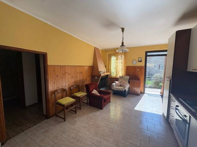 casa semi-indipendente in vendita a Narni