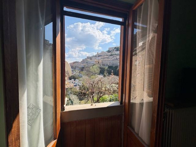 casa semi-indipendente in vendita a Narni