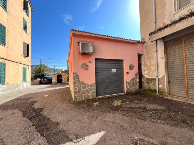 Box o garage in vendita a Orte