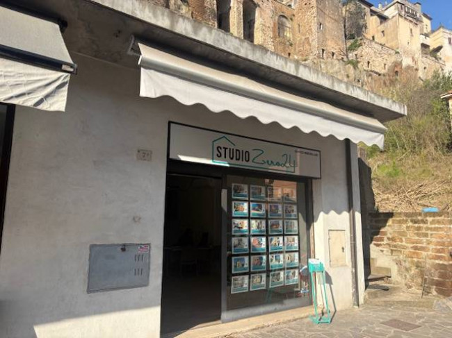 Agenzia immobiliare a Orte