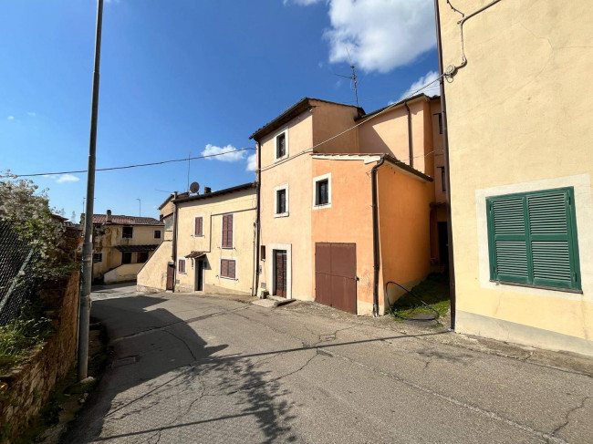 Single House for sale in Bassano in Teverina