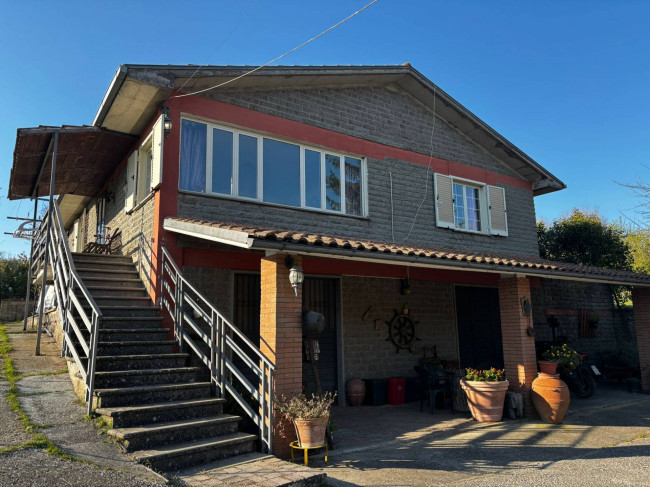 Single House for sale in Vasanello