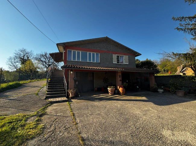 Single House for sale in Vasanello