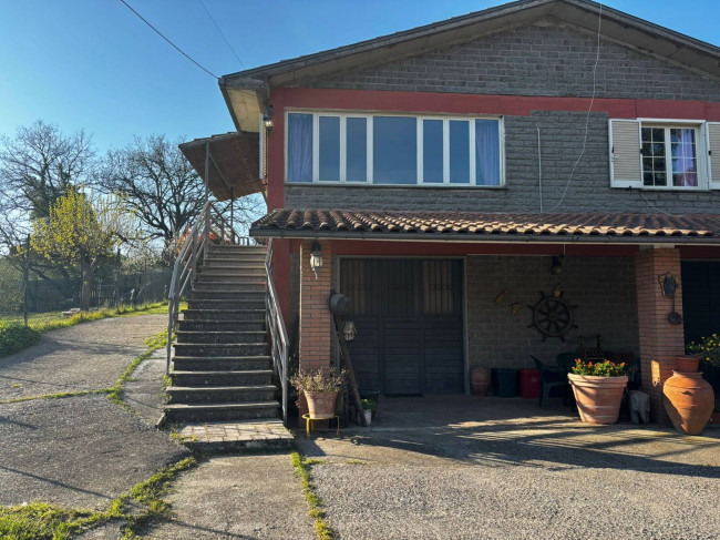 Single House for sale in Vasanello