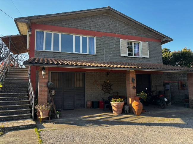 Single House for sale in Vasanello