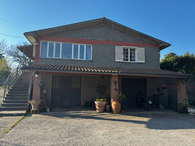 Single House for sale in Vasanello