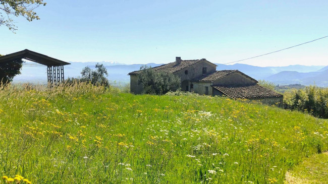 Casale in vendita a Narni