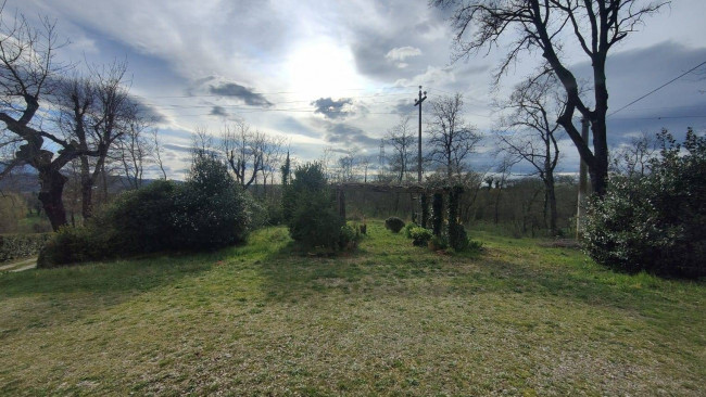 Casale in vendita a Attigliano