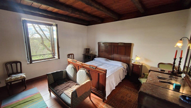 Casale in vendita a Attigliano