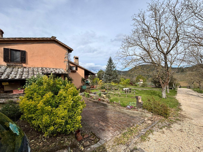 Villa in vendita a Amelia