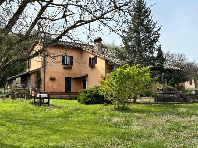 Villa in vendita a Amelia