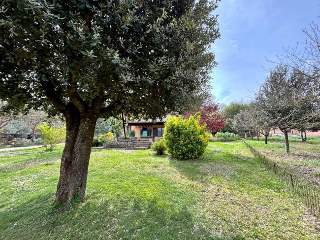 Villa in vendita a Amelia