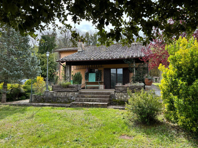 Villa in vendita a Amelia