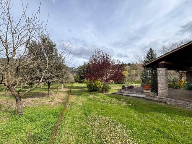 Villa in vendita a Amelia