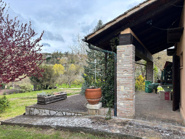 Villa in vendita a Amelia