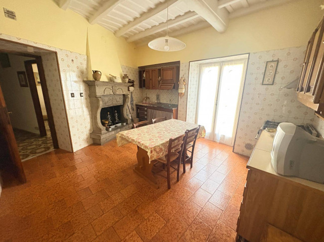 Appartamento in vendita a Viterbo