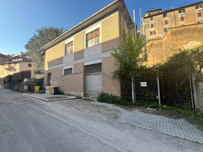 Commercial Property for sale in Orte