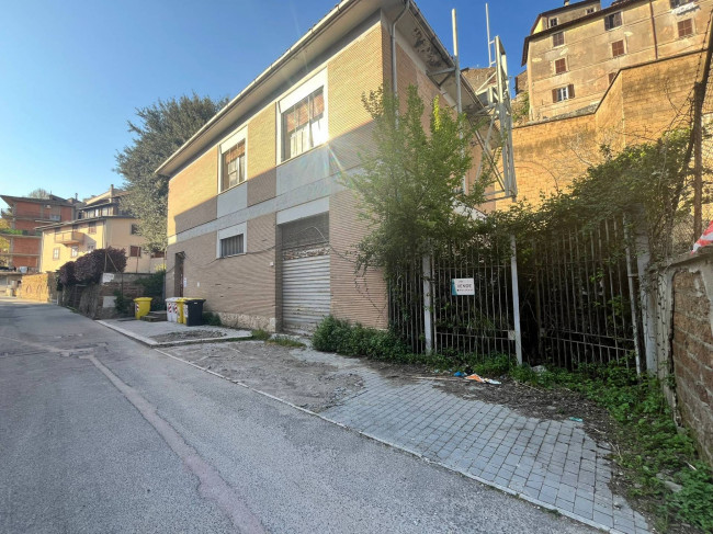 Commercial Property for sale in Orte