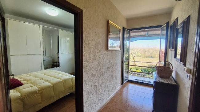 Villa in vendita a Montecchio