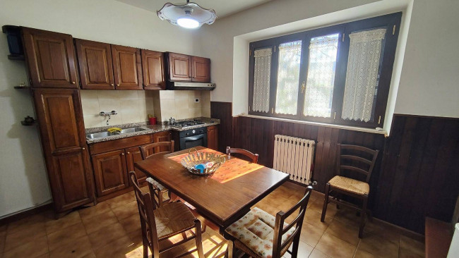 Villa in vendita a Montecchio