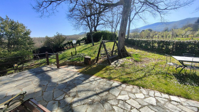 Villa in vendita a Montecchio