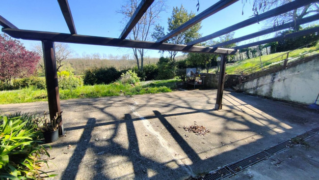 Villa in vendita a Montecchio