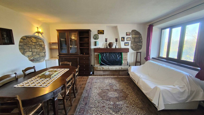 Villa in vendita a Montecchio