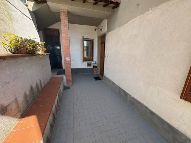 casa semi-indipendente in vendita a Narni