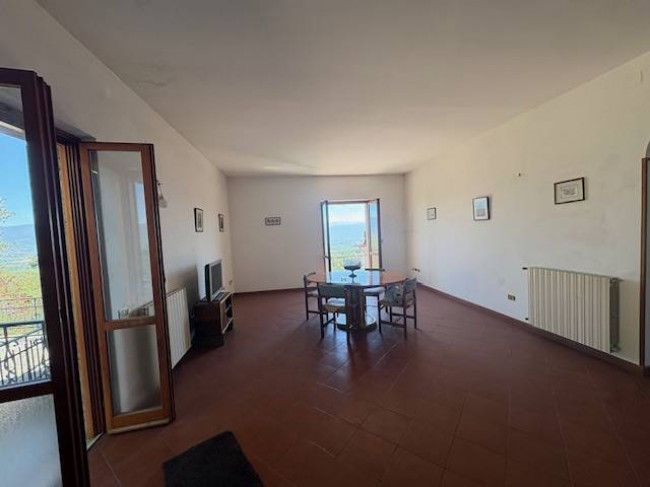 casa semi-indipendente in vendita a Narni