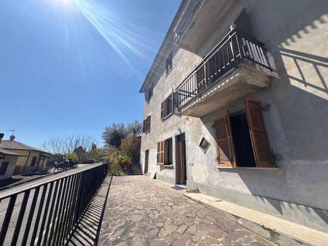 casa semi-indipendente in vendita a Narni