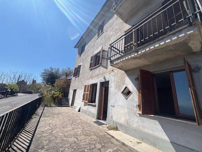 casa semi-indipendente in vendita a Narni