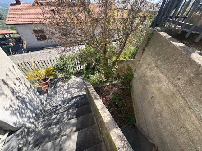 casa semi-indipendente in vendita a Narni