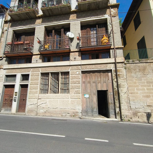 Warehouse for sale in Soriano nel Cimino