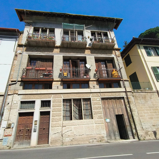 Warehouse for sale in Soriano nel Cimino